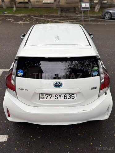 Toyota Aqua 2017, 286,000 km - 1.5 l - Bakı