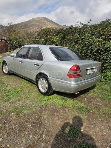 Mercedes C 180 1995, 382,660 km - 1.8 l - Balakən