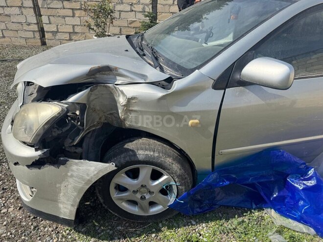 Toyota Corolla 2006, 450,000 km - 1.4 л - Bərdə