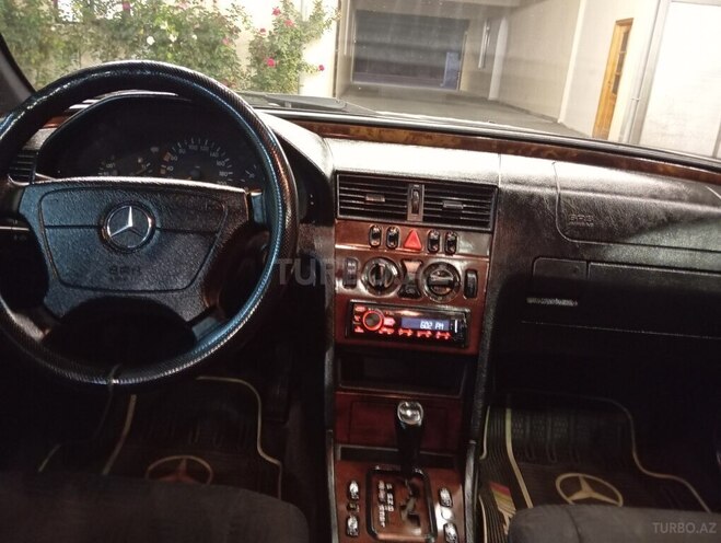 Mercedes C 220 1998, 428,880 km - 2.2 l - Bərdə