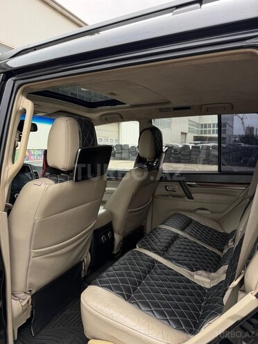 Mitsubishi Pajero 2007, 305,000 km - 3.0 l - Bakı