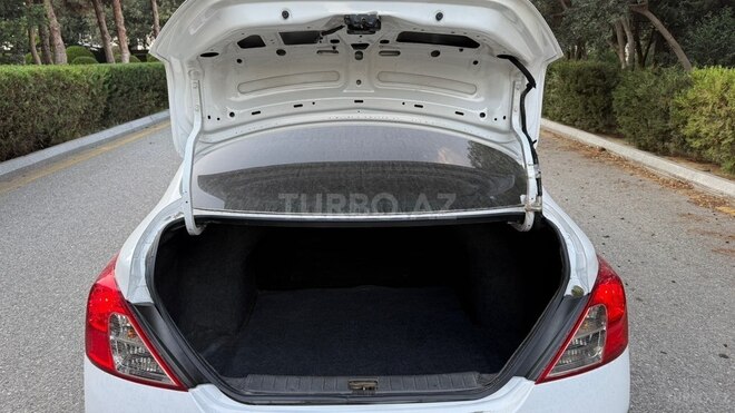 Nissan Sunny 2012, 232,000 km - 1.5 l - Bakı