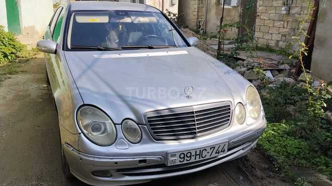 Mercedes E 220 2003, 319,585 km - 2.2 l - Bakı
