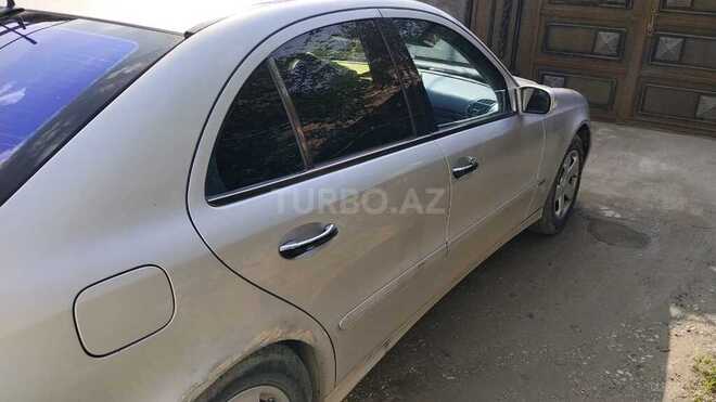 Mercedes E 220 2003, 319,585 km - 2.2 l - Bakı
