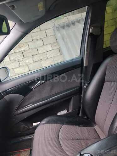 Mercedes E 220 2003, 319,585 km - 2.2 l - Bakı