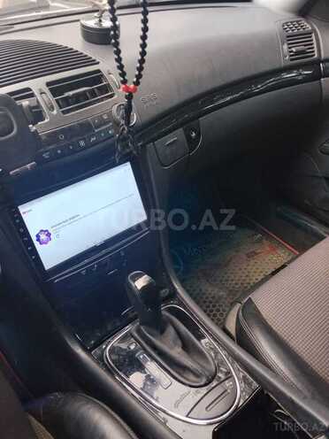 Mercedes E 220 2003, 319,585 km - 2.2 l - Bakı