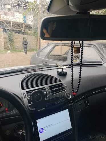 Mercedes E 220 2003, 319,585 km - 2.2 l - Bakı