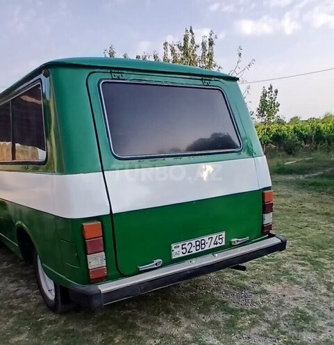 RAF 2203 1985, 800,000 km - 2.4 l - Kürdəmir