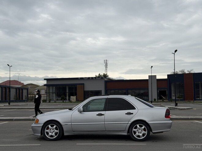 Mercedes C 230 2000, 211,153 km - 2.3 l - Bakı