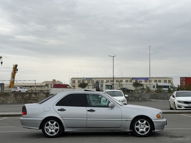 Mercedes C 230 2000, 211,153 km - 2.3 l - Bakı