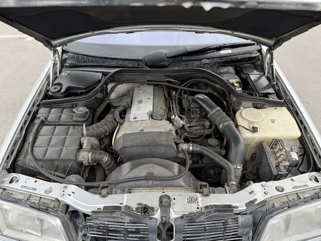 Mercedes C 230 2000, 211,153 km - 2.3 l - Bakı