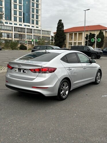 Hyundai Elantra 2016, 92,500 km - 2.0 l - Bakı