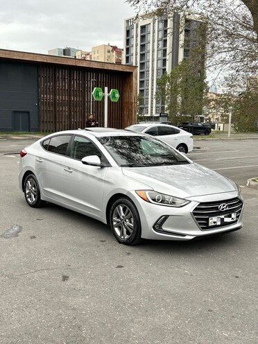 Hyundai Elantra 2016, 92,500 km - 2.0 l - Bakı