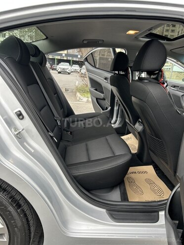 Hyundai Elantra 2016, 92,500 km - 2.0 l - Bakı