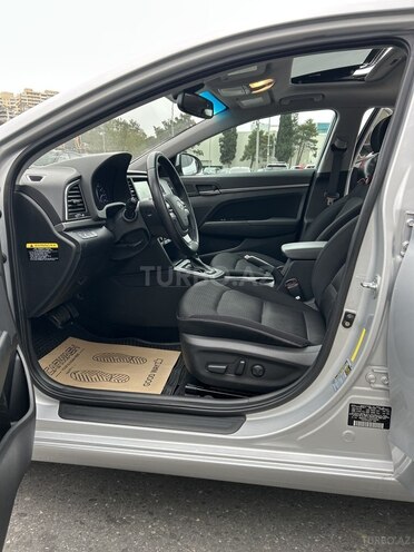 Hyundai Elantra 2016, 92,500 km - 2.0 l - Bakı