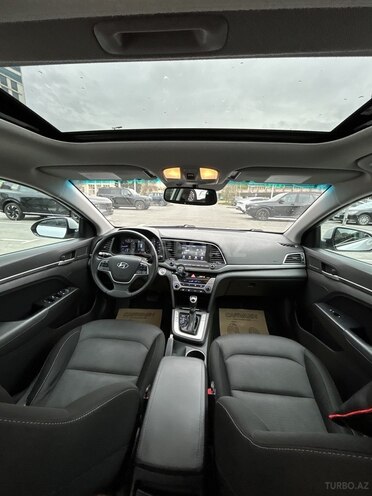 Hyundai Elantra 2016, 92,500 km - 2.0 l - Bakı