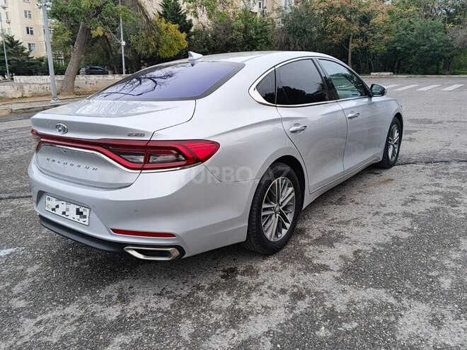 Hyundai Grandeur 2017, 239,000 km - 2.2 l - Bakı