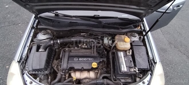Opel Astra 2009, 211,000 km - 1.4 l - Şəki