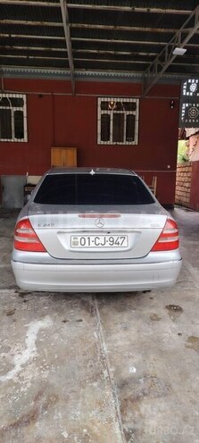 Mercedes E 240 2002, 249,586 km - 2.6 л - Saatlı