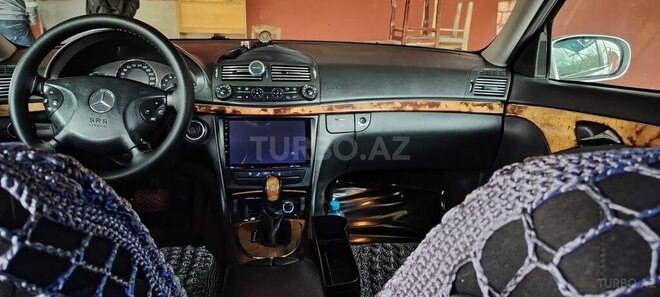 Mercedes E 240 2002, 249,586 km - 2.6 л - Saatlı