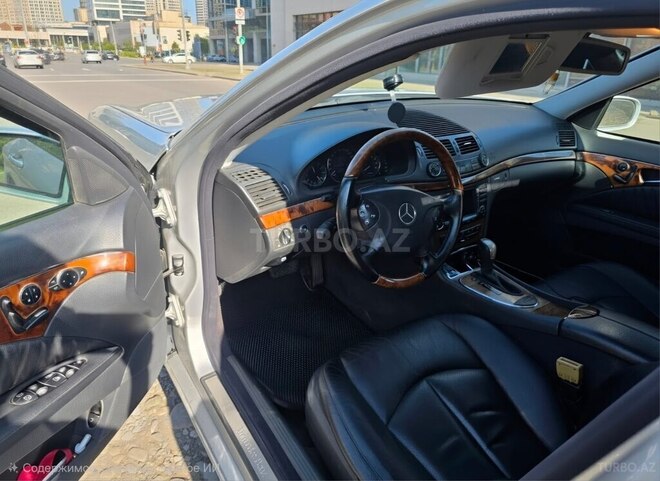 Mercedes E 320 2004, 377,115 km - 3.2 l - Gəncə