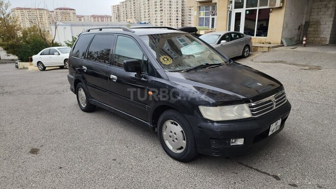 Mitsubishi Chariot 2000, 357,000 km - 2.4 l - Bakı