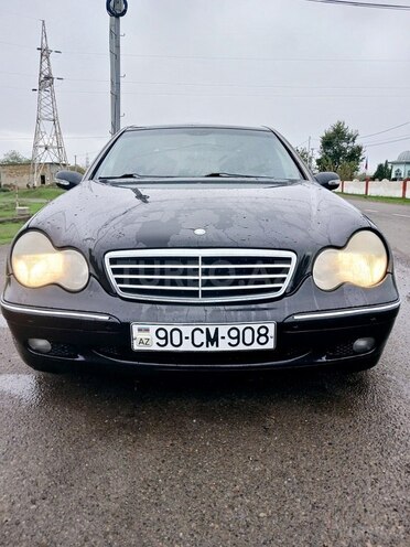 Mercedes C 200 2002, 628,000 km - 2.2 л - Lənkəran