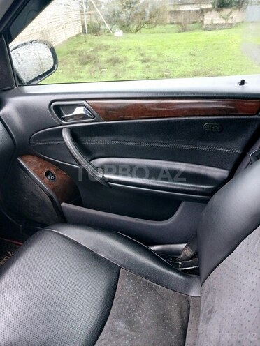 Mercedes C 200 2002, 628,000 km - 2.2 л - Lənkəran