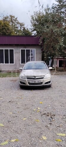 Opel Astra 2009, 239,000 km - 1.4 l - Qəbələ