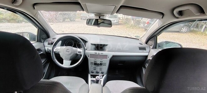 Opel Astra 2009, 239,000 km - 1.4 l - Qəbələ