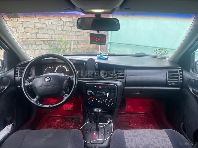 Opel Vectra 1999, 550,000 km - 1.6 л - Bakı
