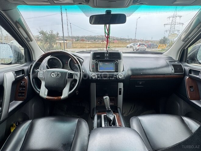Toyota Land Cruiser Prado 2010, 240,000 km - 2.7 л - Bakı