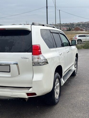 Toyota Land Cruiser Prado 2010, 240,000 km - 2.7 л - Bakı