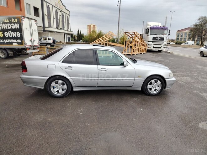 Mercedes C 220 1998, 383,323 km - 2.2 l - Bakı