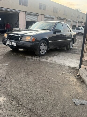 Mercedes C 180 1994, 323,405 km - 1.8 л - Mingəçevir