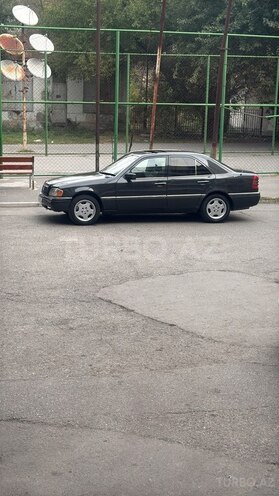 Mercedes C 180 1994, 323,405 km - 1.8 л - Mingəçevir