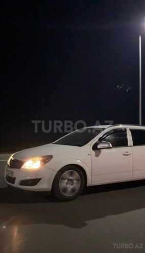 Opel Astra 2009, 307,000 km - 1.3 l - Bakı
