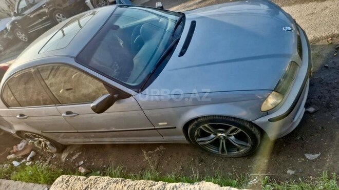 BMW 318 2001, 420,000 km - 2.0 l - Sumqayıt