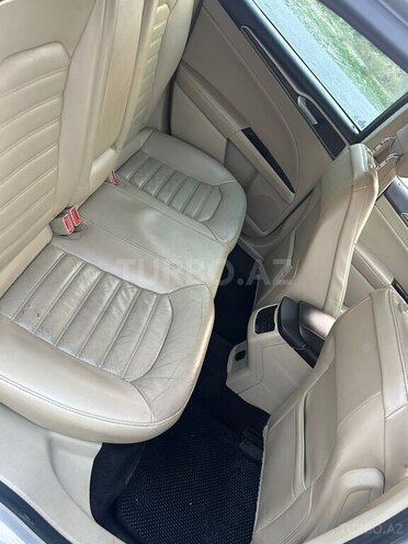 Ford Fusion (North America) 2013, 242,594 km - 1.6 л - Şəki