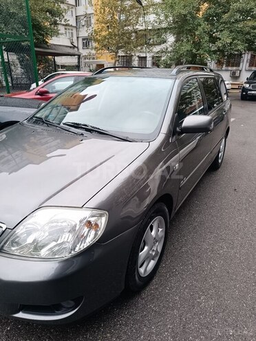 Toyota Corolla 2006, 225,321 km - 1.4 l - Bakı