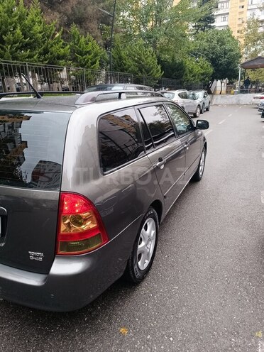 Toyota Corolla 2006, 225,321 km - 1.4 l - Bakı