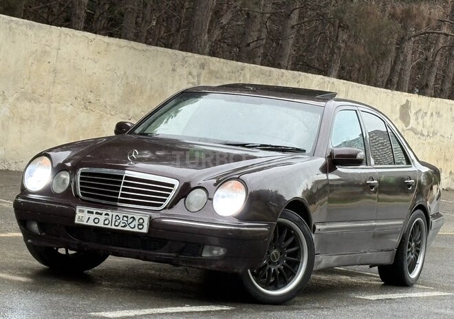Mercedes E 270 2000, 265,000 km - 2.7 l - Bakı