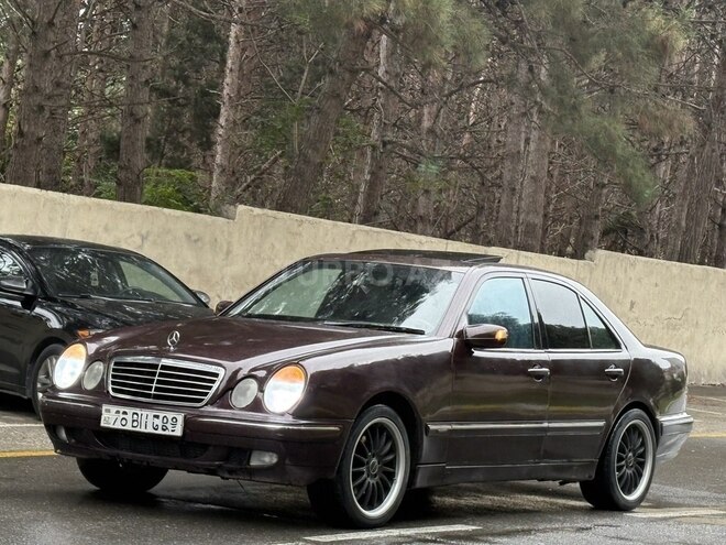 Mercedes E 270 2000, 265,000 km - 2.7 l - Bakı