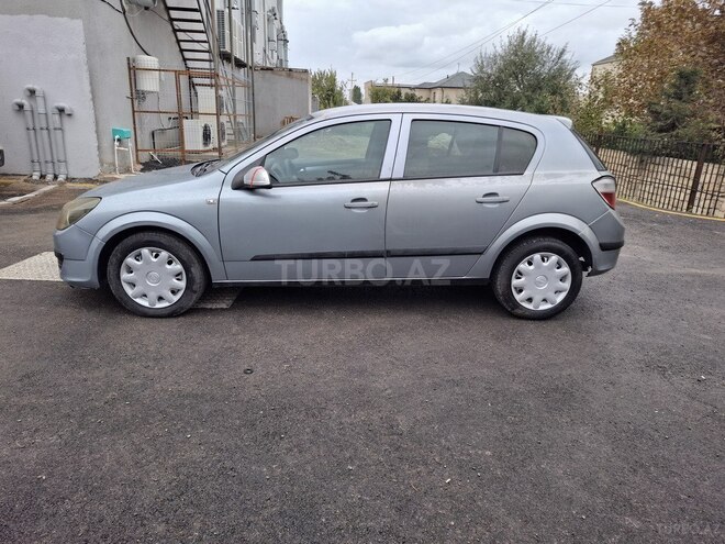 Opel Astra 2006, 260,000 km - 1.3 л - Bakı