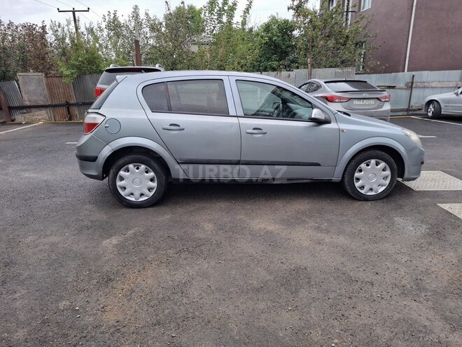 Opel Astra 2006, 260,000 km - 1.3 л - Bakı