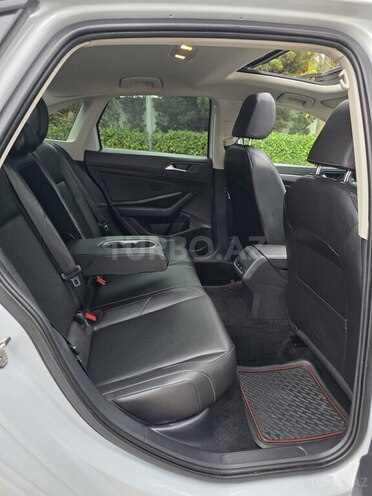 Volkswagen Jetta 2018, 97,000 km - 1.4 л - Bakı