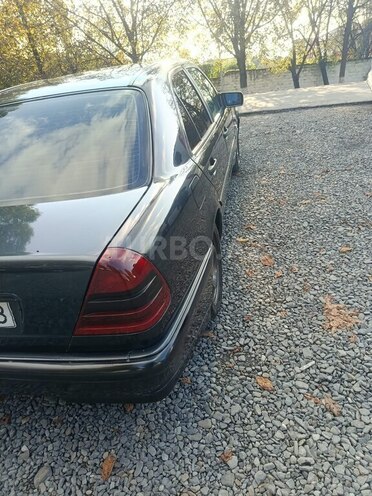 Mercedes C 180 1997, 396,582 km - 1.8 л - Zaqatala