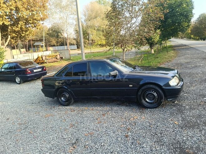 Mercedes C 180 1997, 396,582 km - 1.8 л - Zaqatala