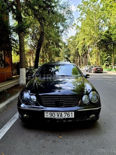 Mercedes C 240 2001, 360,000 km - 2.6 л - Qazax
