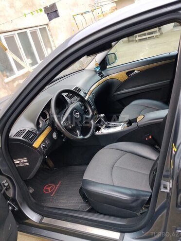 Mercedes E 200 2006, 282,009 km - 1.8 л - Biləsuvar